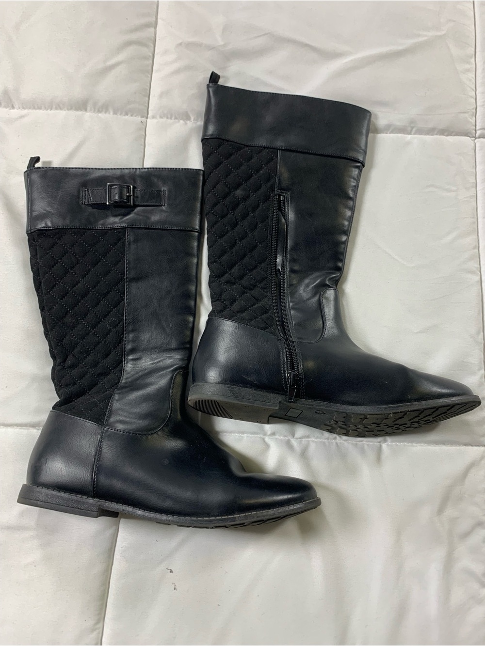 Pre loved JOE FRESH boots womens size 9